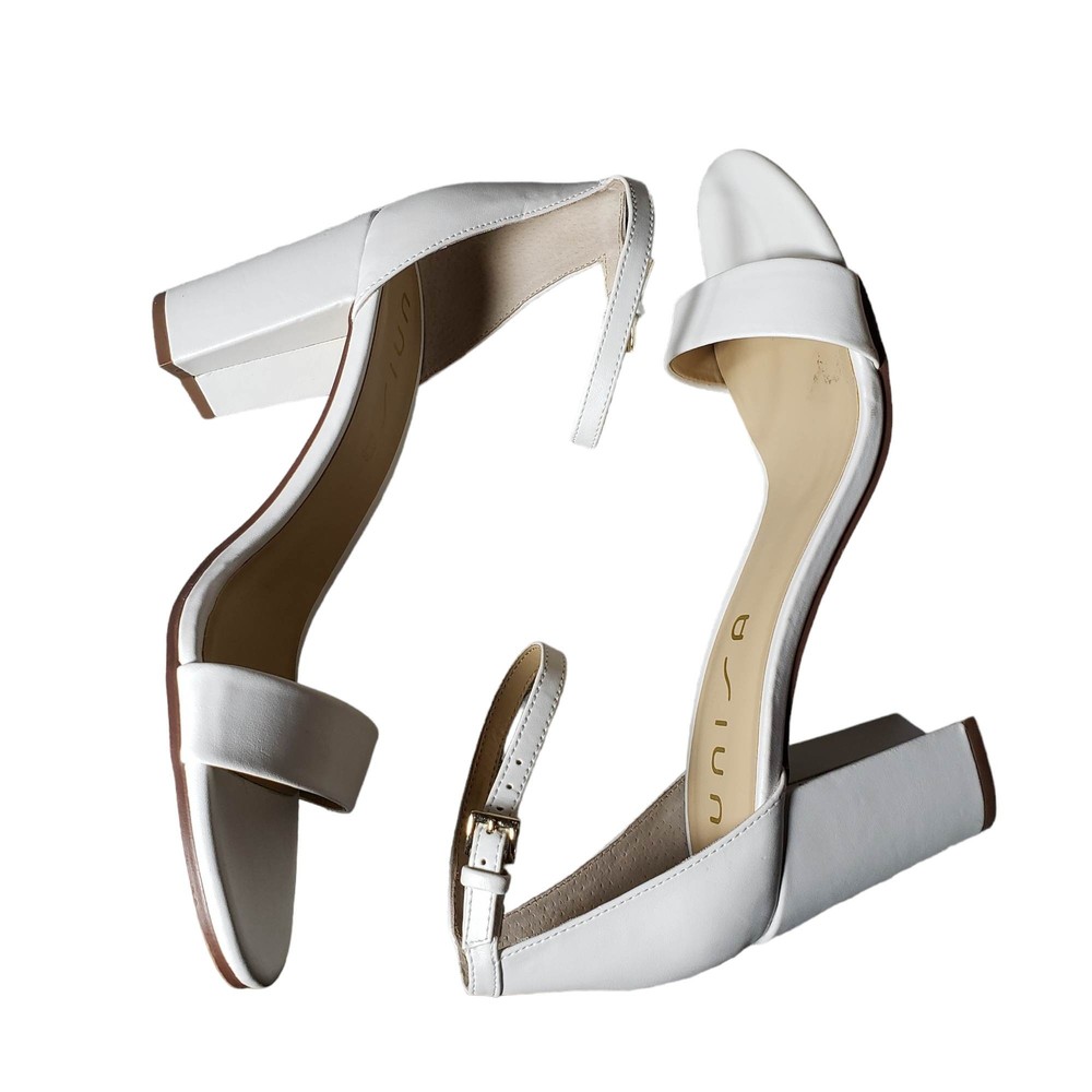 Unisa Women's 10M White Open Toe w/ Strap White Block 3" Heel Sandals No Box